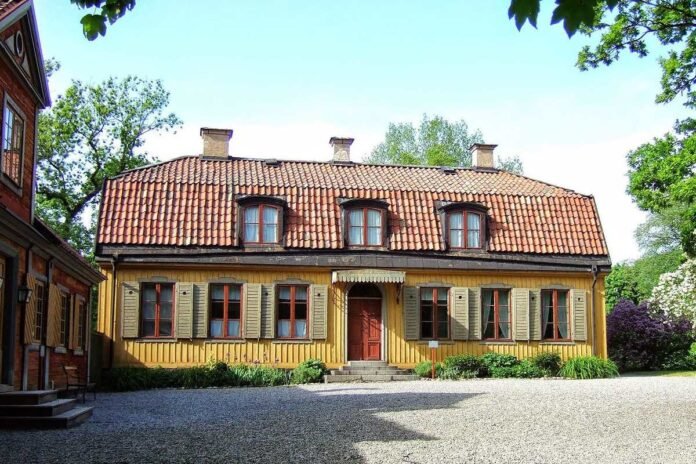 Hazeliushuset and Jakobsbergs malmgård at Skansen, Stockholm. Photo: Ben Bender. (CC BY-SA 4.0)