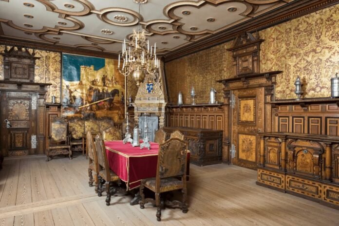 Interior from Ulriksdal Palace, the Oxenstierna Room. Photo: Håkan Lind. © Kungl. Hovstaterna.