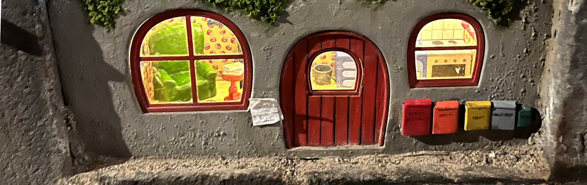 Detail from Bamse’s little home on Högbergsgatan in Södermalm, Stockholm. Photo: © S.R./StockholmMuseum.com