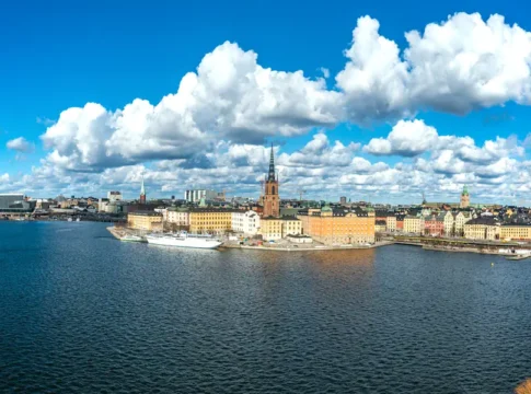 View from Monteliusvägen toward Riddarholmen. Stockholm City Hall is visible on the left. Photo: Bengt Nyman (CC BY 3.0)