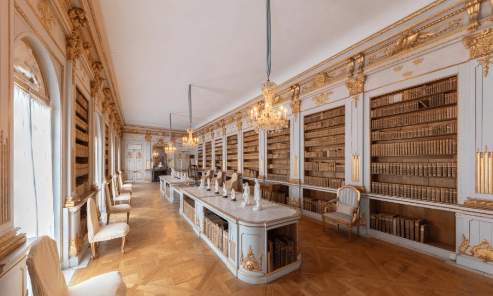 The magnificent library at Drottningholm Palace. Photo by Martin Kraft. (CC BY-SA 4.0)