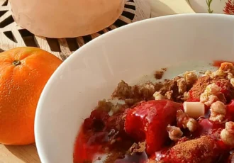 A traditional Swedish breakfast often includes filmjölk, yogurt, or milk. Photo: The_a DoTe (Pexels.com)