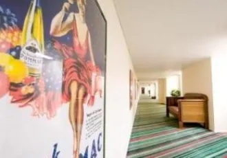 Ariston Hotell