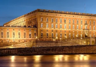 The Royal Palace in Stockholm, in the evening. Photo: Magnus Johansson (CC BY-SA 2.0)
