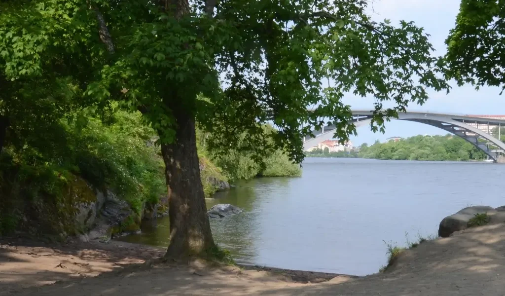 Långholmen's rock bath in central Stockholm, viewed to the west. Photo: Per W (CC BY-SA 4.0)