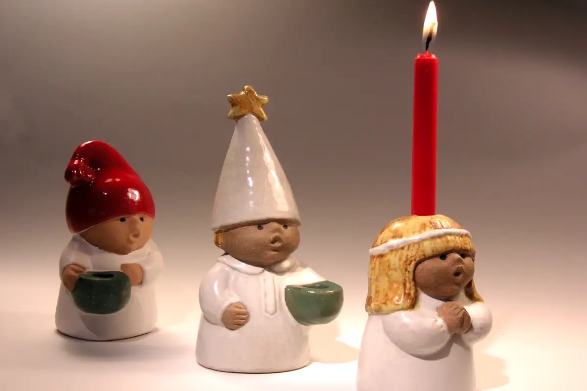 Lisa Larson’s Lucia procession for the Gustavsberg porcelain factory. Photo: Holger Ellgaard (CC BY-SA 3.0)
