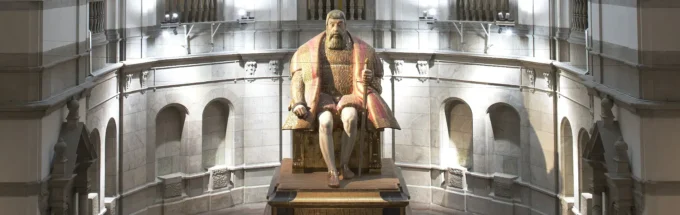 Gustav Vasa (by Carl Milles) in the grand hall of the Nordic Museum. Photo: Karolina Kristensson, Nordiska museet.
