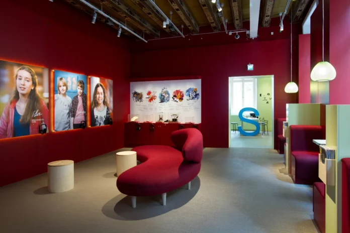 Röda Rummet at the HEJ! exhibition at the Postal Museum in Stockholm. Photo: © Ulf Michal/Postmuseum