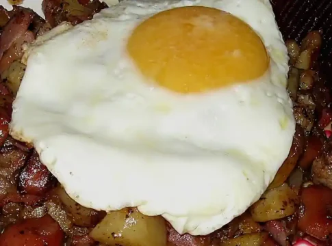Pyttipanna: Sweden’s Classic Comfort Food in a Pan
