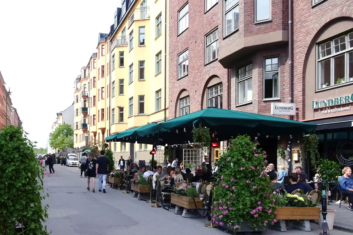 Rörstrandsgatan in Birkstan, Stockholm, is today a lively street with many cafés and restaurants. Photo: Holger.Ellgaard (CC BY-SA 4.0)