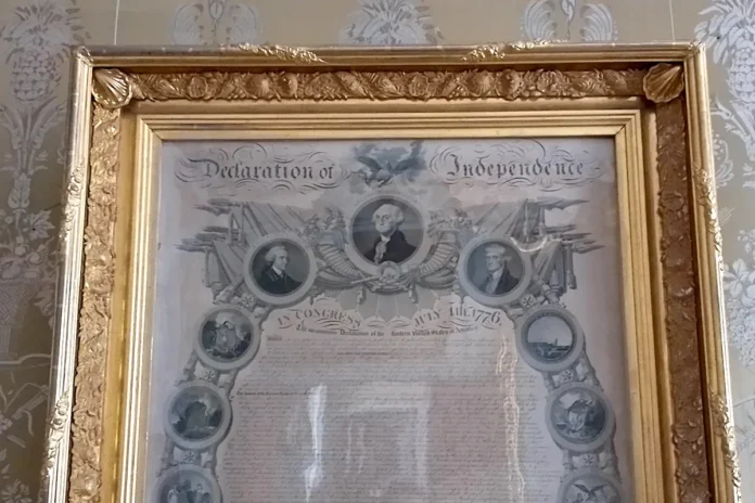 No one knows why a copy of the American Declaration of Independence hangs on the wall at Rosersberg. Photo: © StockholmMuseum.com