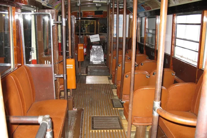 Interior from a 1938 Scania-Vabis 850, at the Stockholm Transport Museum. Photo: Herranderssvensson (CC BY-SA 3.0)