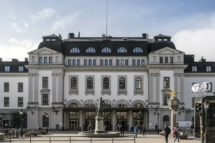 The main entrance to Stockholm Central Station on Vasagatan. Photo: © News Øresund - Johan Wessman (CC BY 2.0)