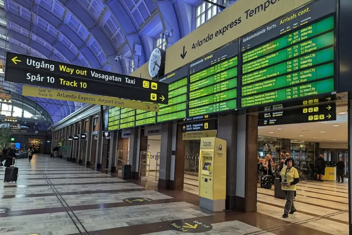 Interior photo from the Station Hall at Stockholm Central Station. Photo: AleWi (CC BY-SA 4.0)