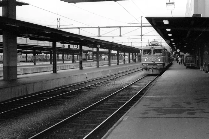SJ electric locomotive SJ Rc 1013, manufactured in 1967, here at Stockholm Central Station in 1972. Photo: Photographer unknown (CC BY-SA 4.0)