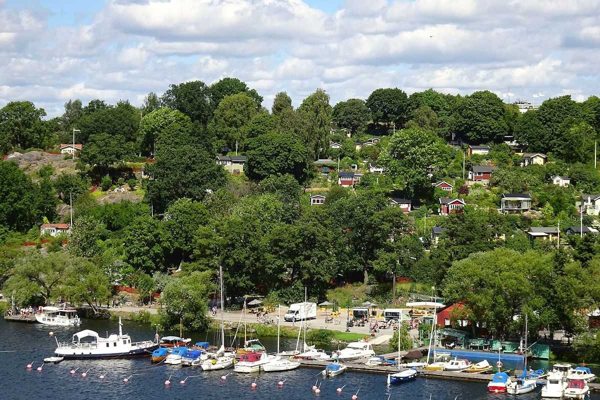 Tantolunden's allotment gardens, view from Årstabron. Photo: Holger.Ellgaard (CC BY-SA 4.0).