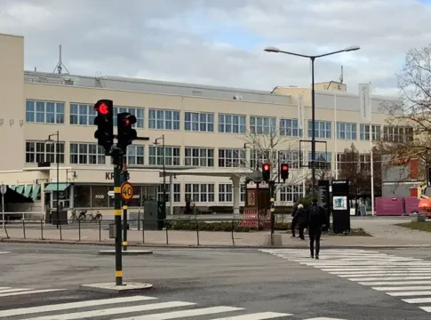 Telefonplan in southern Stockholm, view from the metro toward the former Ericsson factory complex. Photo: Sinikka Halme (CC BY-SA 4.0)
