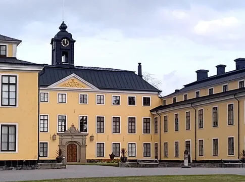 Ulriksdal Palace: Royal Gardens & History Near Stockholm