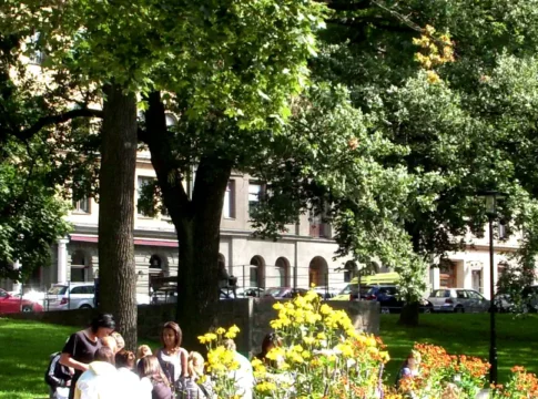 Vasaparken: Play, Art, and Calm in Vasastan